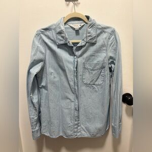 Old Navy Light Blue Casual Button Down Shirt